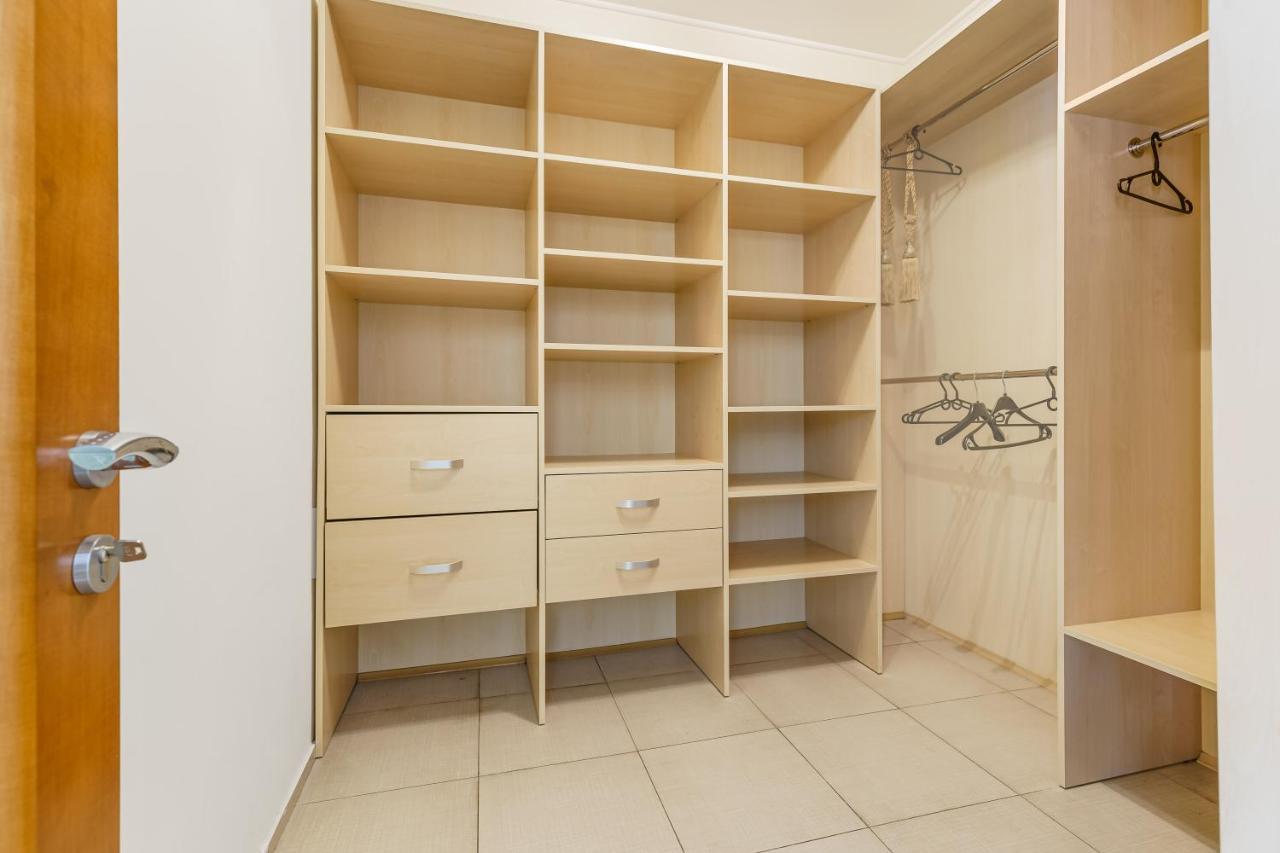 Deribasivska Cozy 4-Room Apartment โอเดสซา ภายนอก รูปภาพ